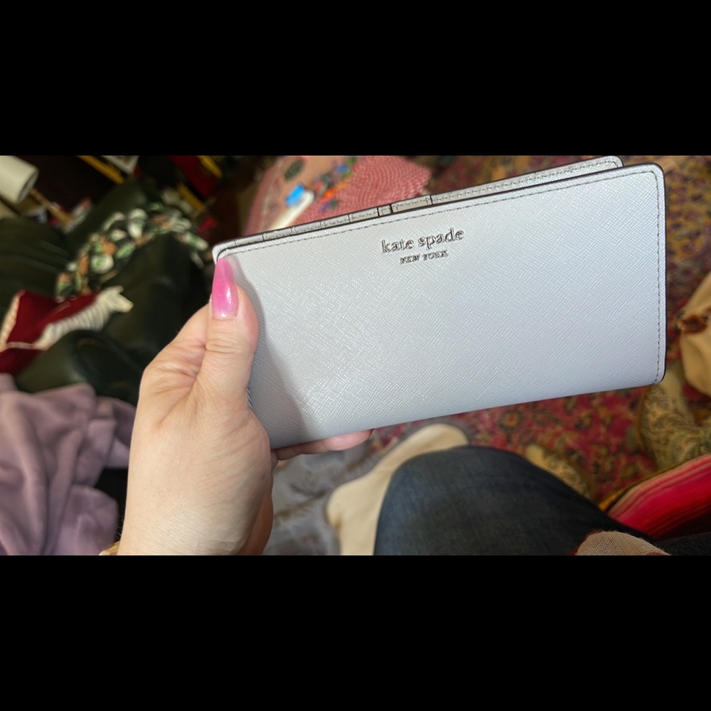 Kate spade wallet medium size